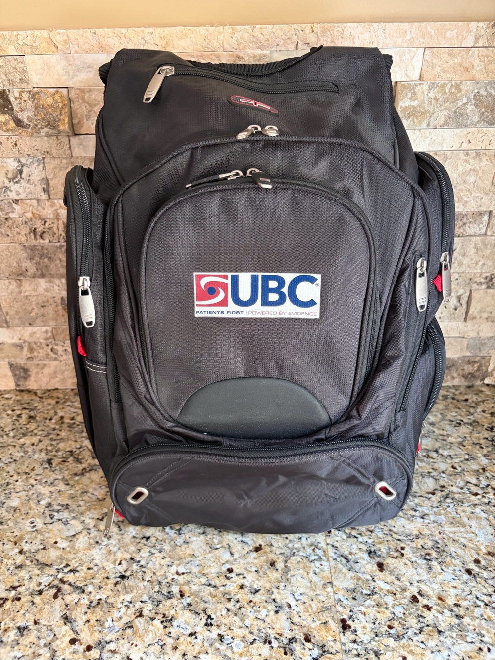 Black Men's elleven Backpack - Multi-Compartment Travel and Work Pack